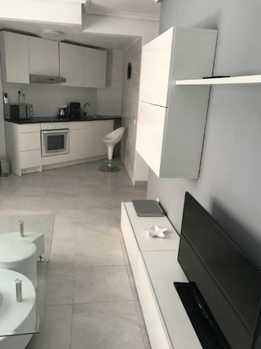 Modern Beach Apartment Torrevieja Eksteriør billede